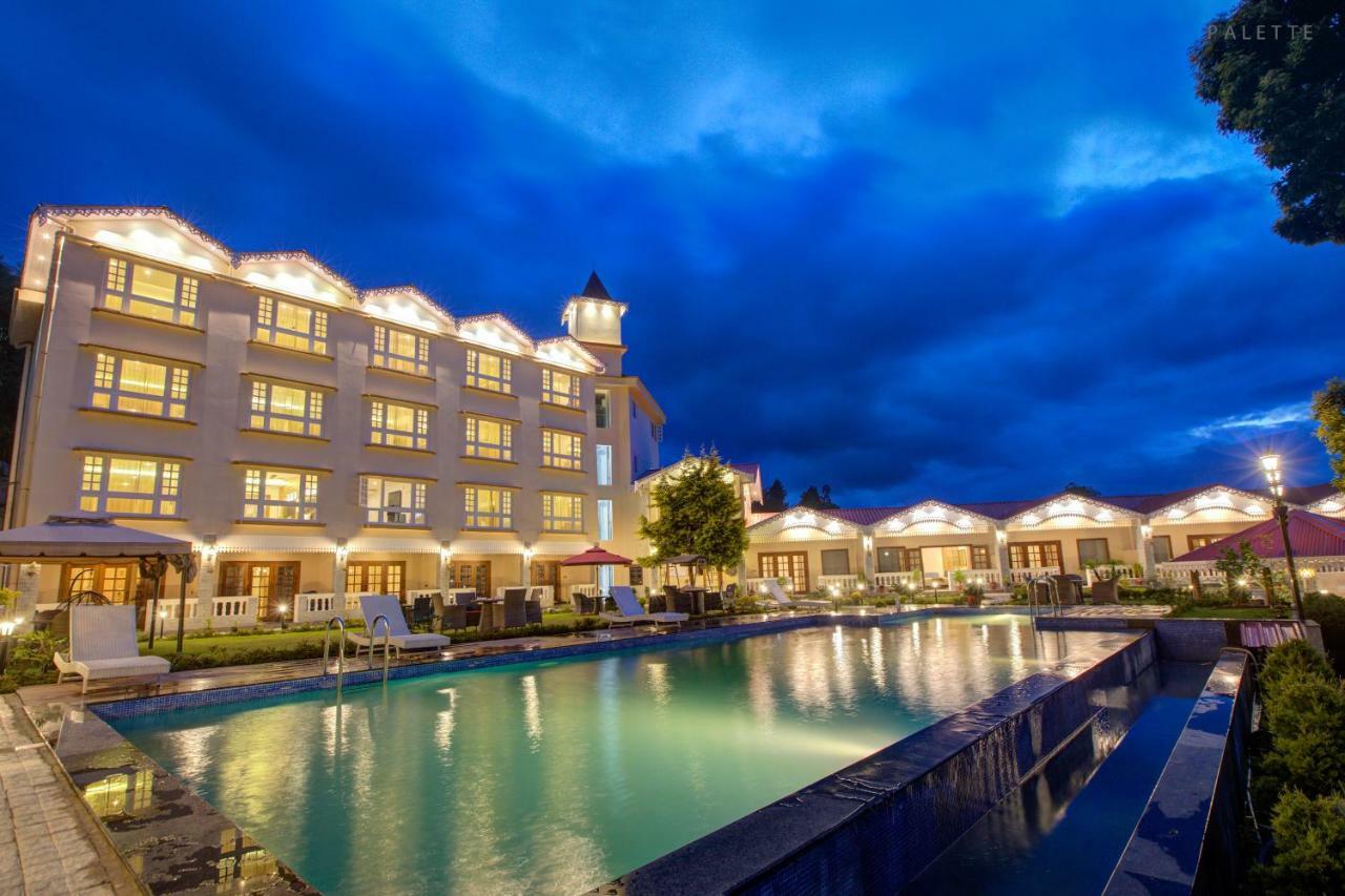 Pine Tree Spa Resort, كاليمبونج المظهر الخارجي الصورة